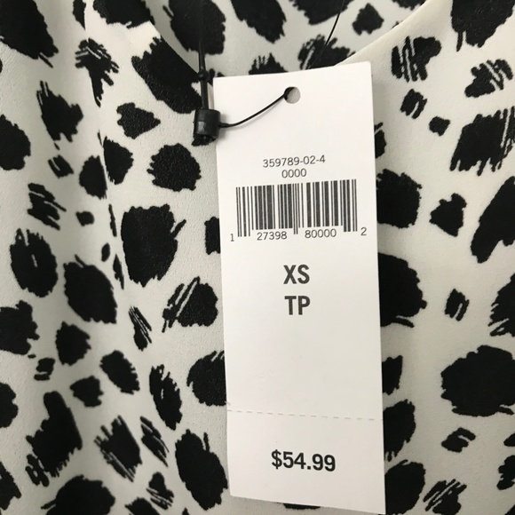 Dressy Black and White Top - Picture 6 of 6